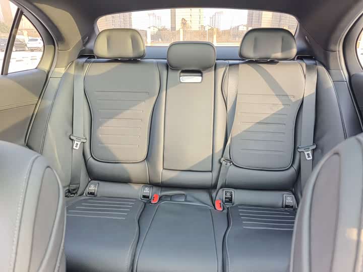 Фото 7 - Mercedes-Benz C-Class