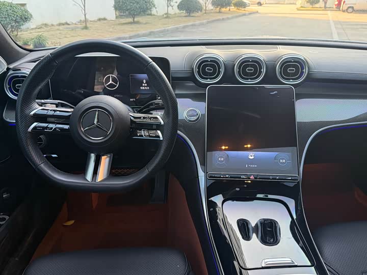 Фото 6 - Mercedes-Benz C-Class