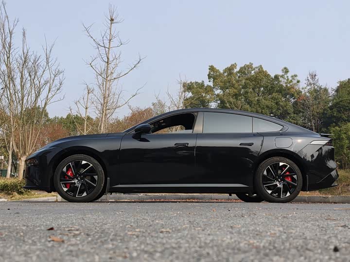 Фото 6 - Dongfeng Yipai eπ 007