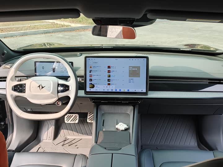 Фото 8 - Dongfeng Yipai eπ 007