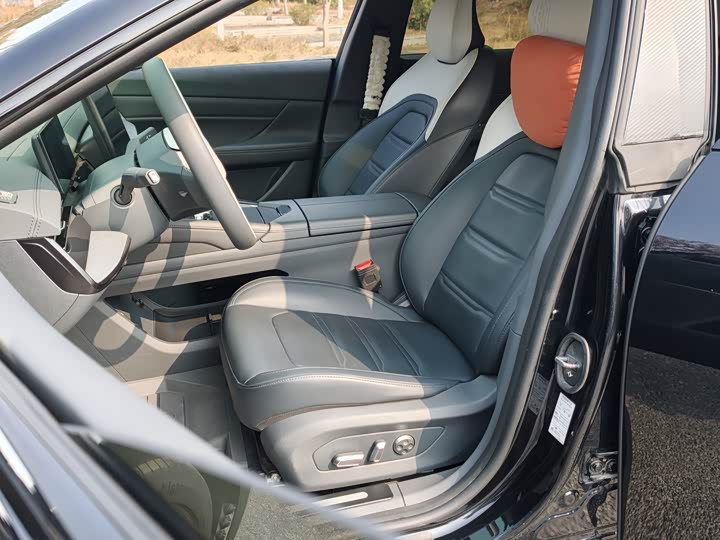 Фото 9 - Dongfeng Yipai eπ 007