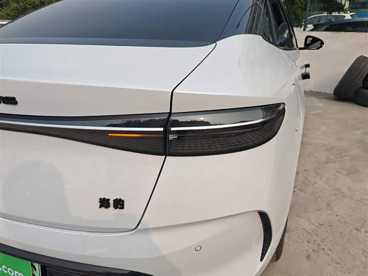 Фото 8 - BYD Seal