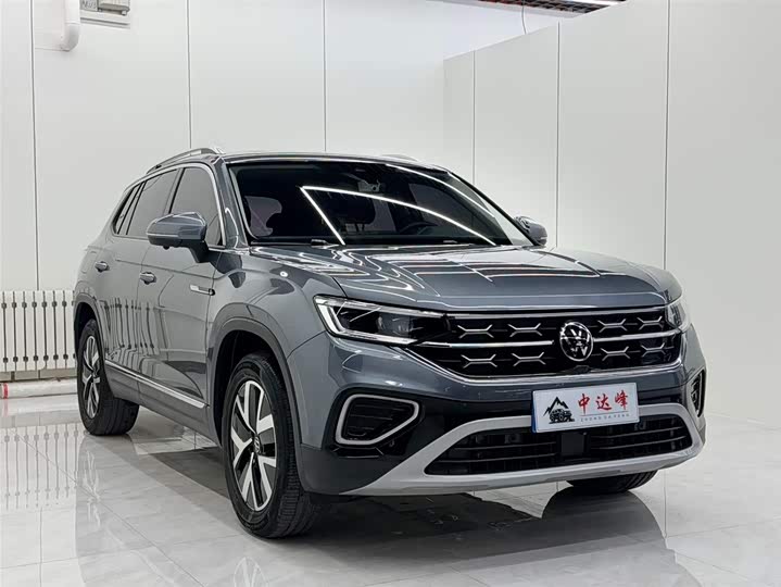 Фото 4 - Mazda CX-30