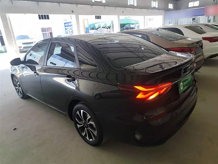 Фото 5 - Chevrolet Monza