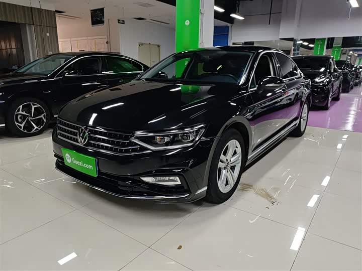 Фото 1 - Volkswagen Magotan