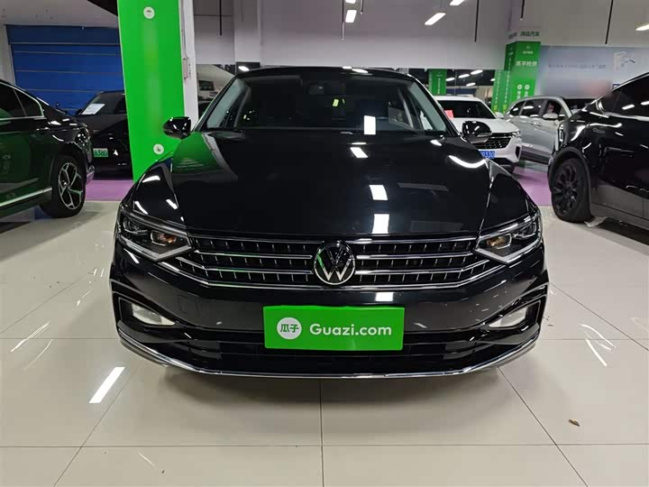 Фото 3 - Volkswagen Magotan