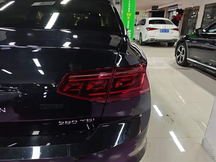 Фото 8 - Volkswagen Magotan