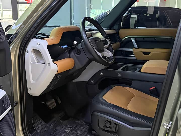 Фото 3 - Land Rover Defender