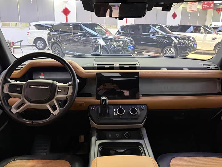 Фото 4 - Land Rover Defender