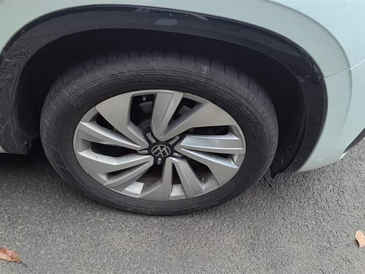 Фото 6 - Volkswagen Tayron X