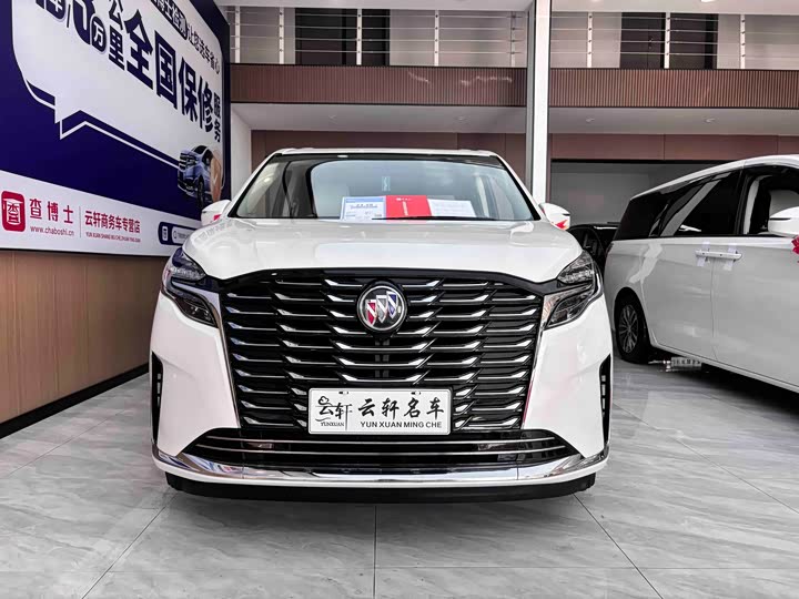 Фото 2 - Buick GL8 ES