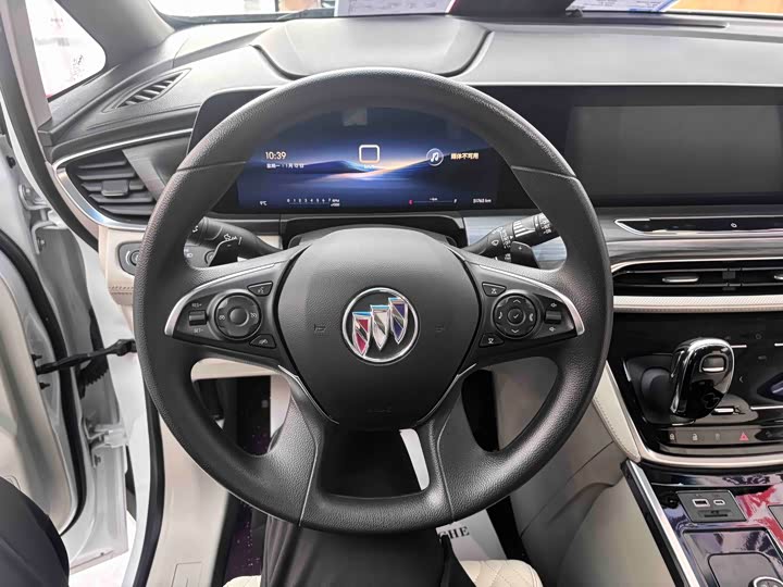 Фото 9 - Buick GL8 ES