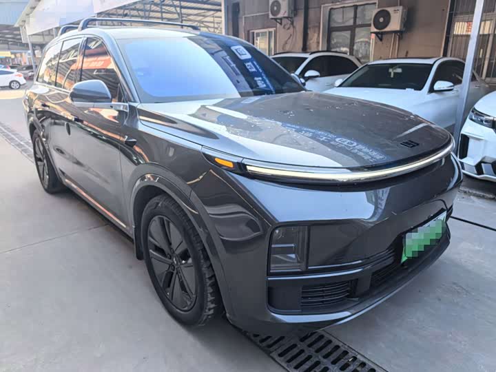 Фото 1 - LiXiang L8