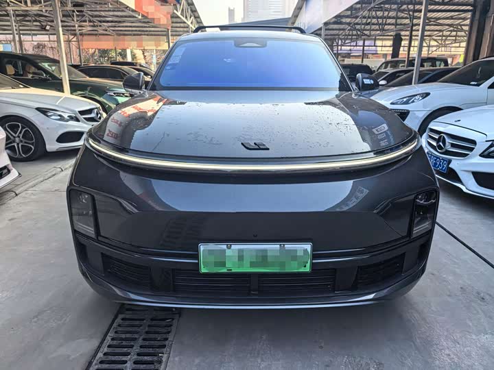 Фото 2 - LiXiang L8