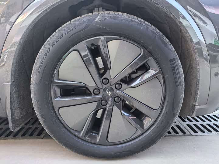 Фото 5 - LiXiang L8