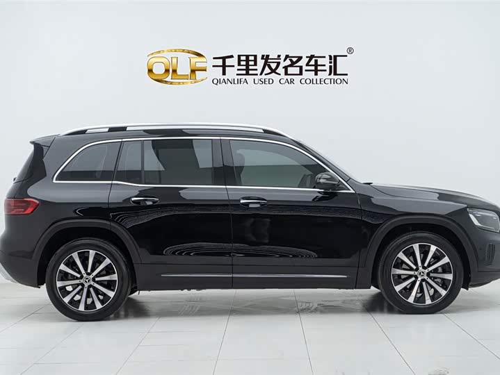 Фото 7 - Mercedes-Benz GLB-Class