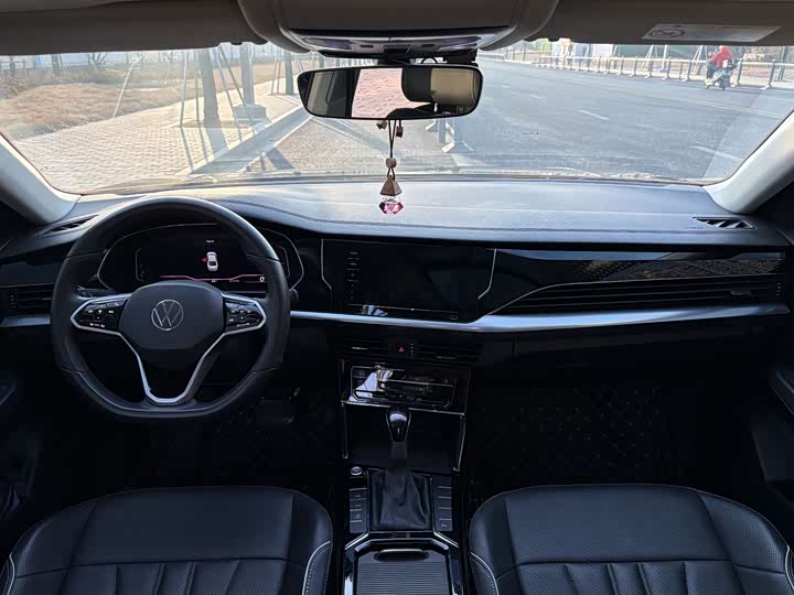 Фото 6 - Volkswagen Passat