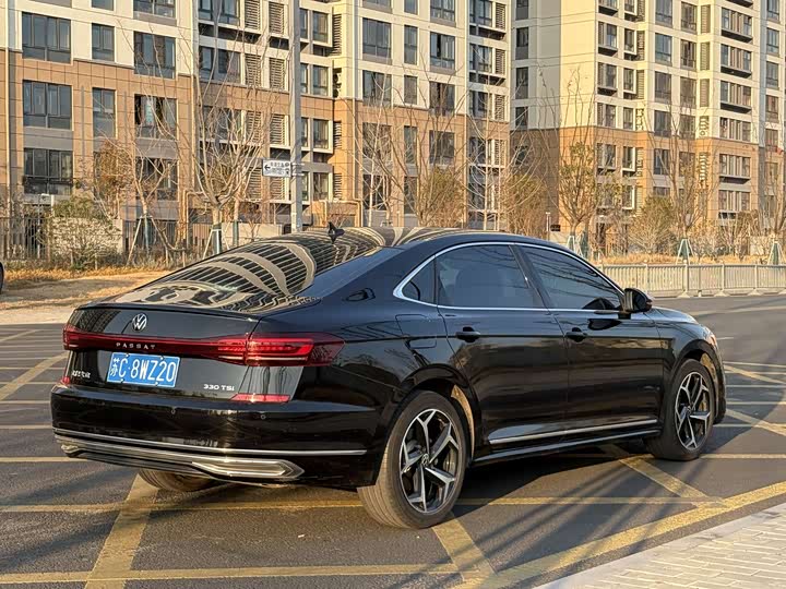 Фото 9 - Volkswagen Passat