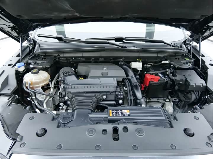 Фото 8 - Lincoln Nautilus