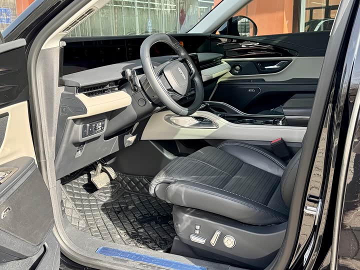 Фото 5 - Lincoln Nautilus