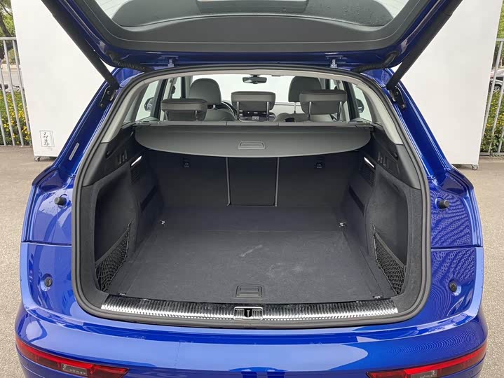 Фото 3 - Audi Q5L