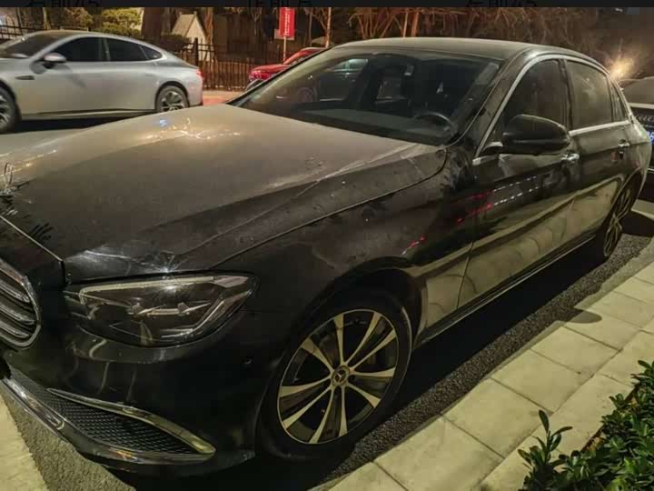 Фото 2 - Mercedes-Benz E-Class Hybrid