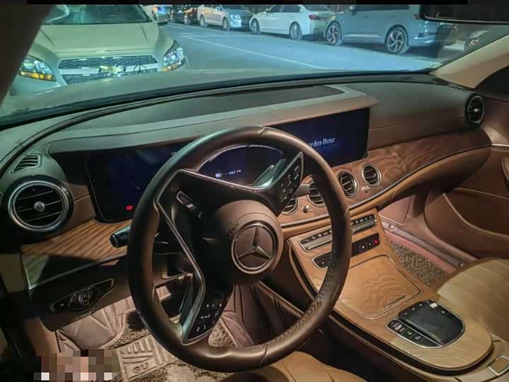 Фото 3 - Mercedes-Benz E-Class Hybrid