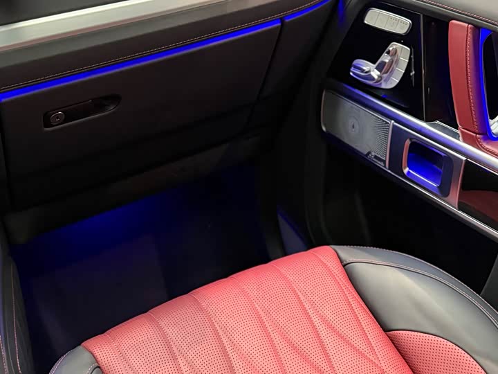 Фото 6 - Mercedes-Benz G-Class AMG