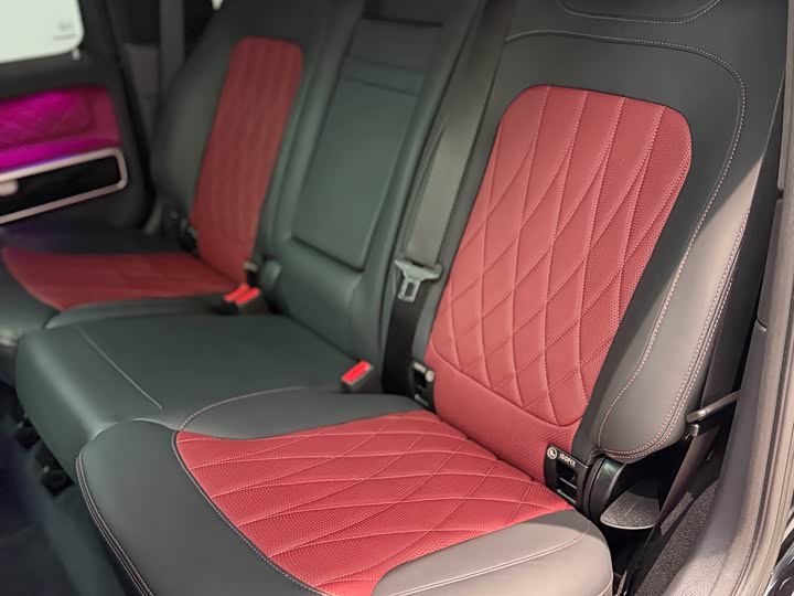 Фото 8 - Mercedes-Benz G-Class AMG