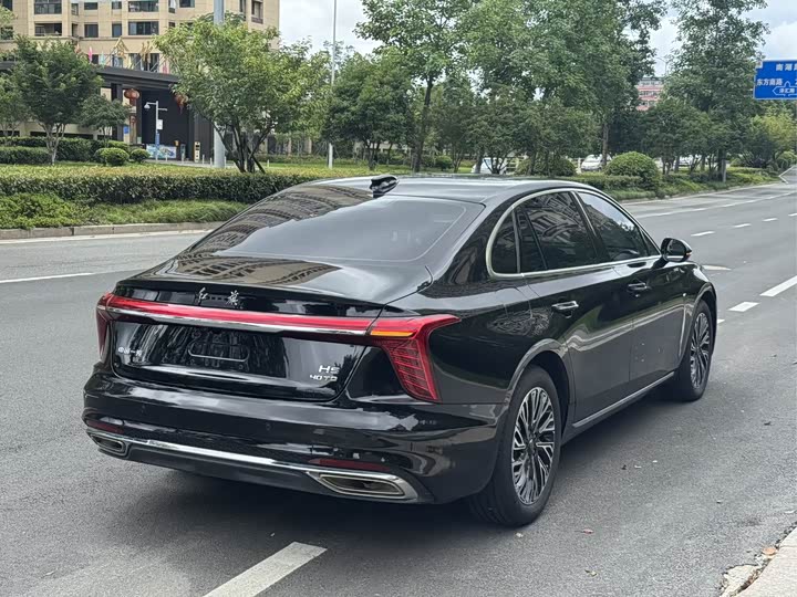 Фото 4 - Hongqi H5