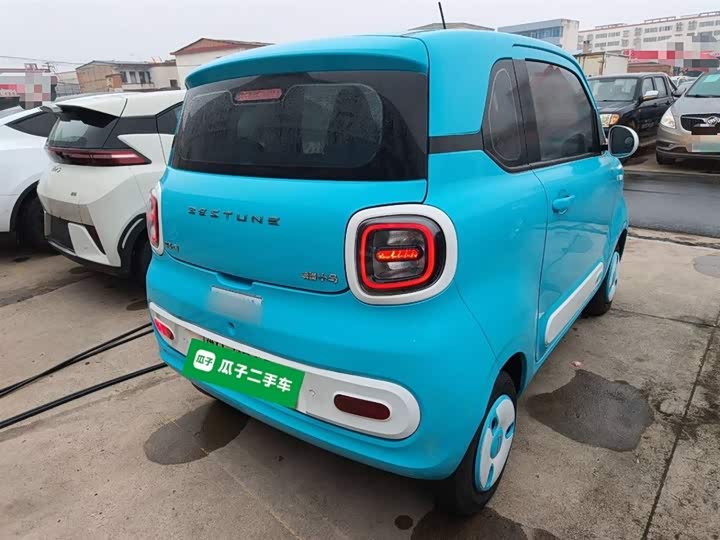 Фото 7 - Bestune Pony