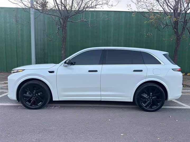 Фото 2 - LiXiang L7