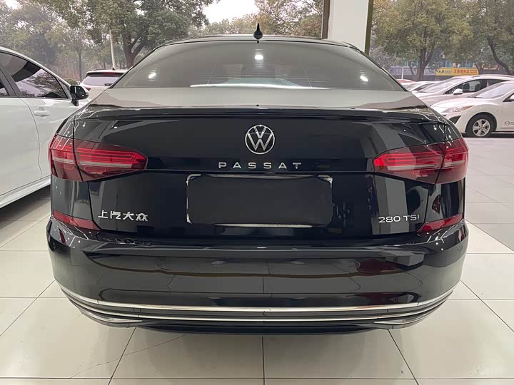 Фото 4 - Volkswagen Passat