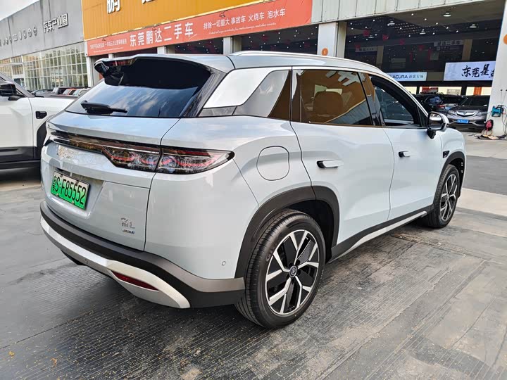 Фото 4 - BYD Song L DM-i Hybrid