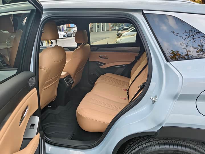 Фото 7 - BYD Song L DM-i Hybrid