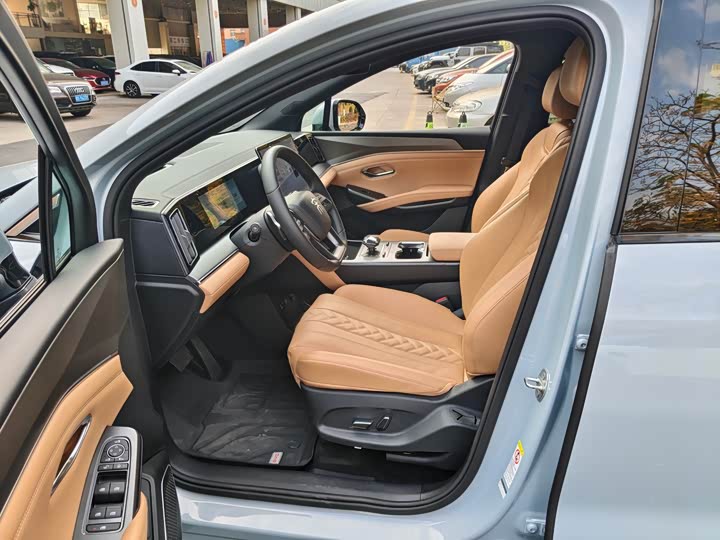 Фото 8 - BYD Song L DM-i Hybrid