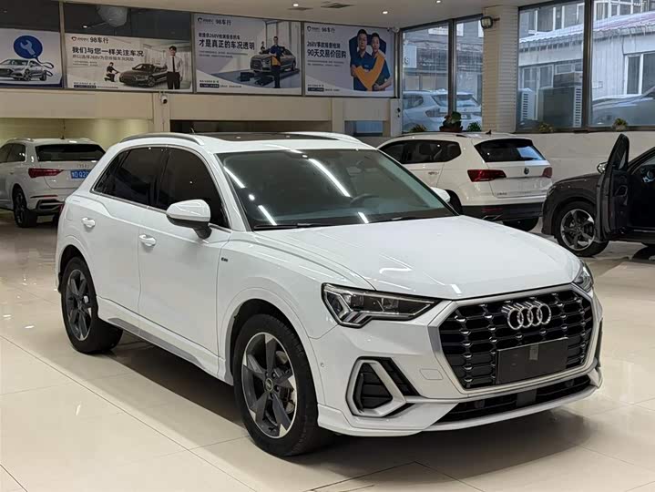 Фото 3 - Audi Q3