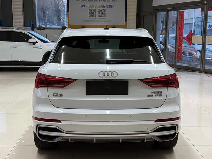 Фото 5 - Audi Q3