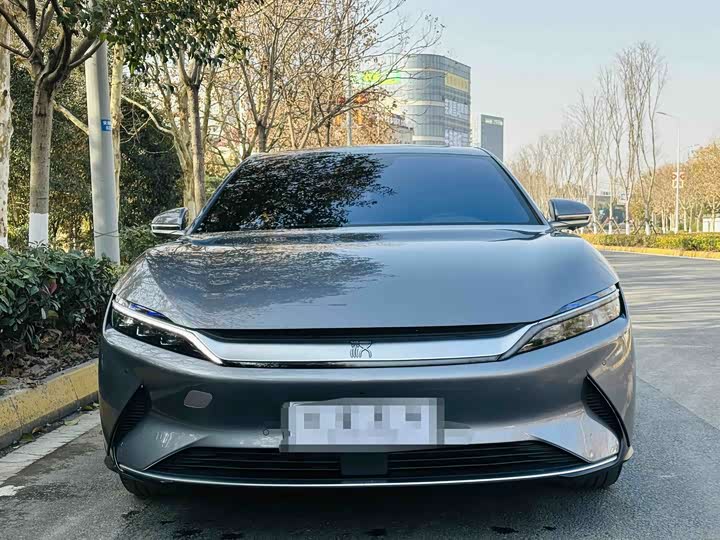 Фото 2 - BYD Han