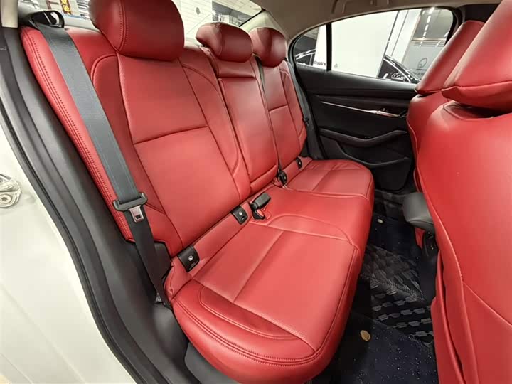 Фото 7 - Mazda 3 (Axela)