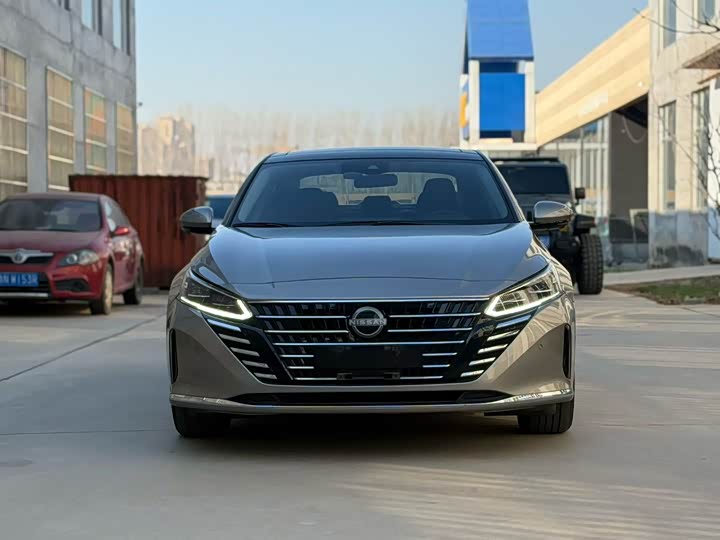 Фото 2 - Nissan Teana