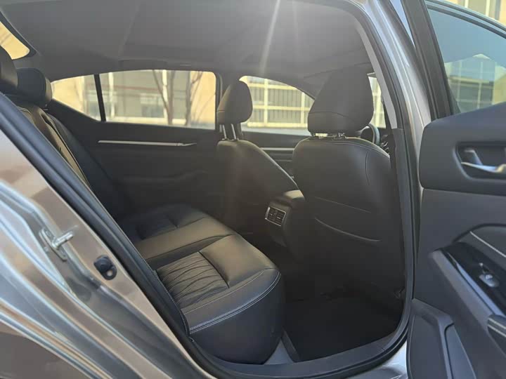 Фото 6 - Nissan Teana