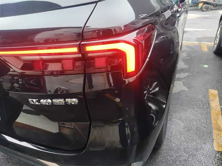 Фото 8 - Ford Equator Sport