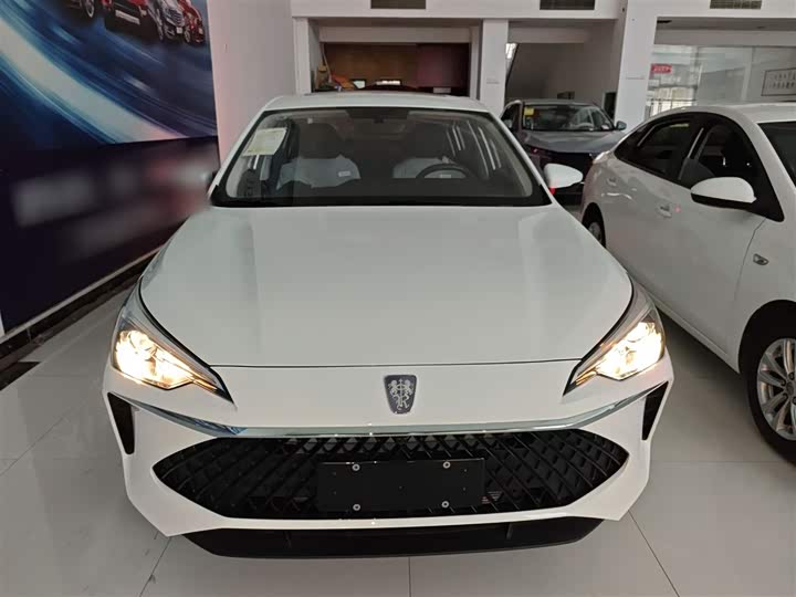 Фото 3 - Roewe i5