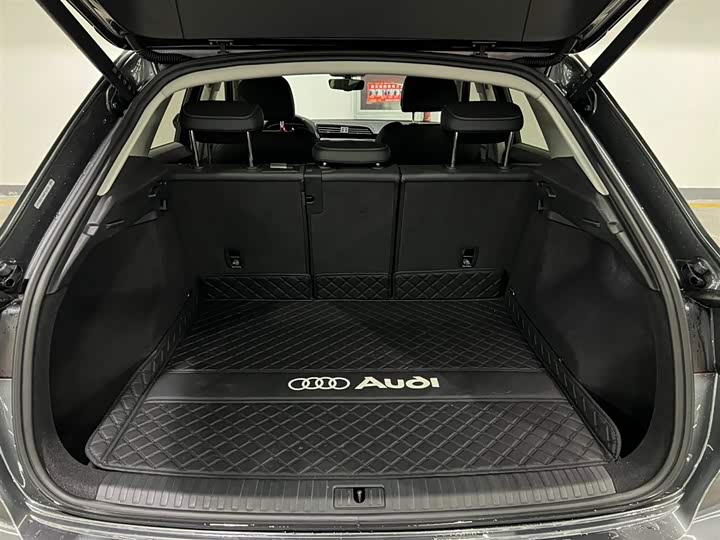 Фото 7 - Audi Q3
