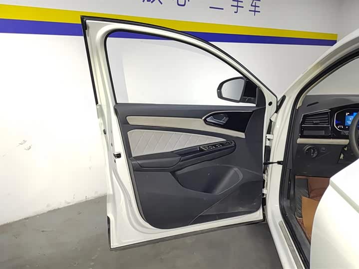 Фото 7 - Jetta VS7