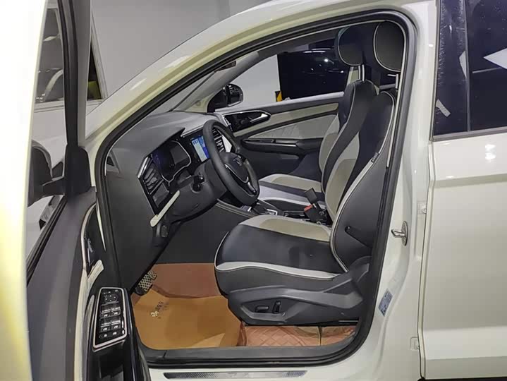 Фото 9 - Jetta VS7