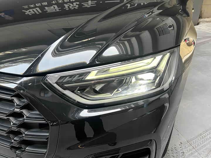 Фото 3 - Audi Q5L