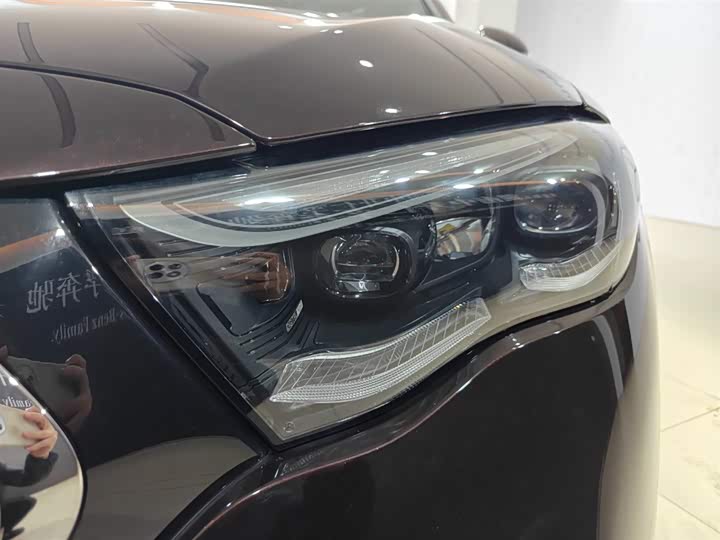 Фото 2 - Mercedes-Benz E-Class