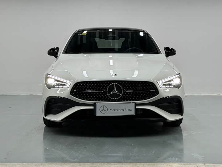 Фото 2 - Mercedes-Benz CLA-Class